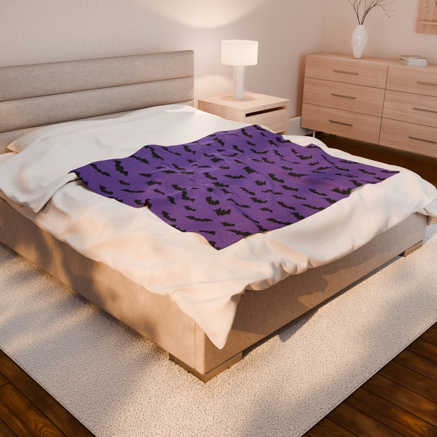 Purple Bat Plush Blanket, Cozy Halloween Throw with Cute Bat Design, Gothic Spooky Decor Gift