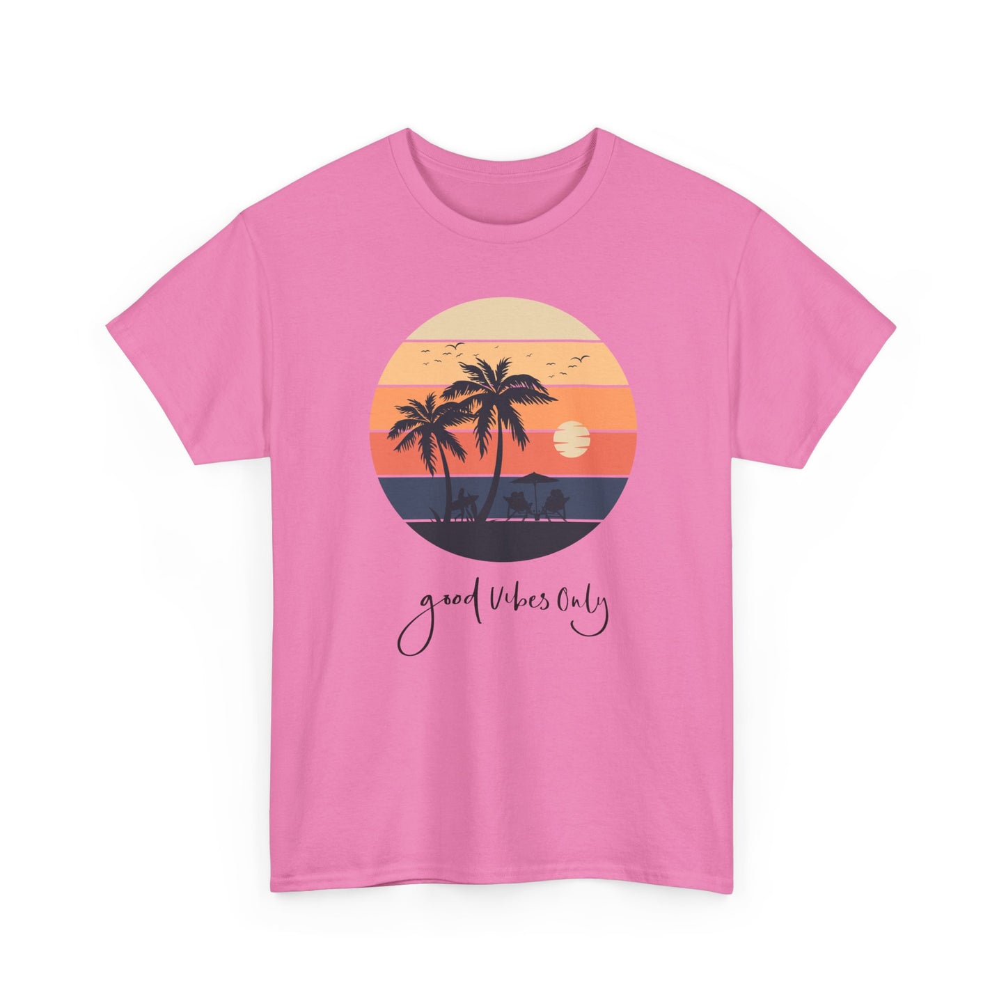 T-Shirt with Sunset Palm Graphic, Good Vibes Only Tee, Relaxed Style, Beachwear Inspiration, Summer Outfits, Vacation Casual