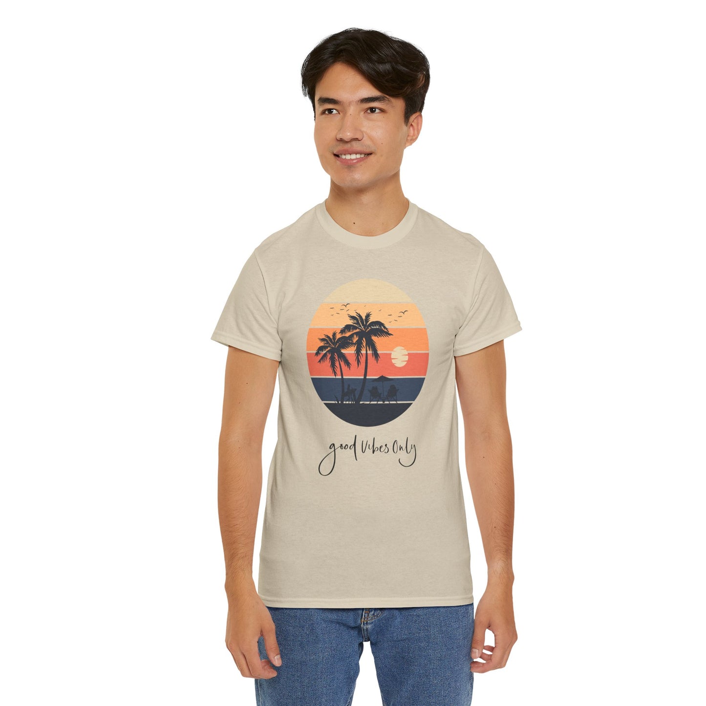 T-Shirt with Sunset Palm Graphic, Good Vibes Only Tee, Relaxed Style, Beachwear Inspiration, Summer Outfits, Vacation Casual