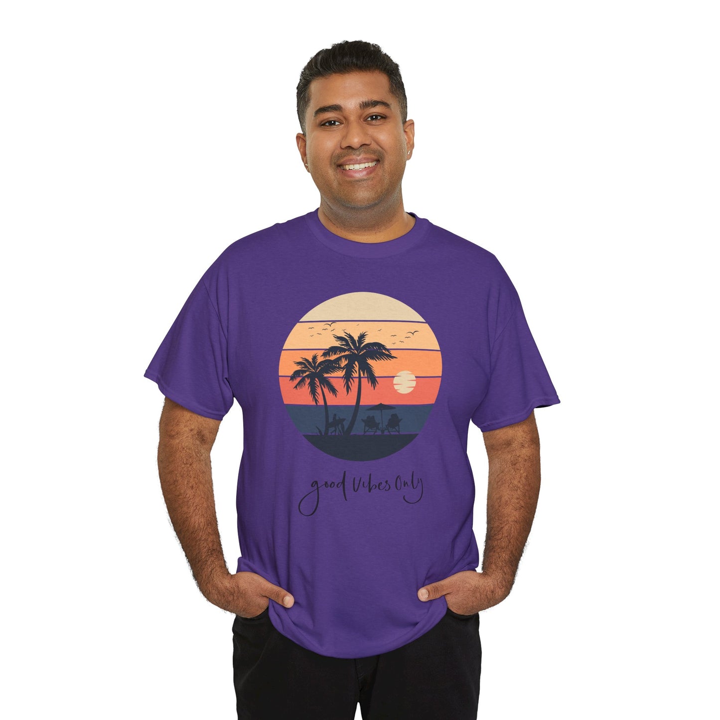 T-Shirt with Sunset Palm Graphic, Good Vibes Only Tee, Relaxed Style, Beachwear Inspiration, Summer Outfits, Vacation Casual