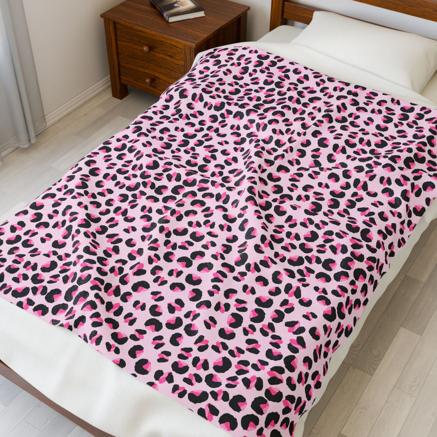 Pink Leopard Print Plush Blanket | Cozy Throw for Home, Perfect Gift for Kids, Living Room Decor
