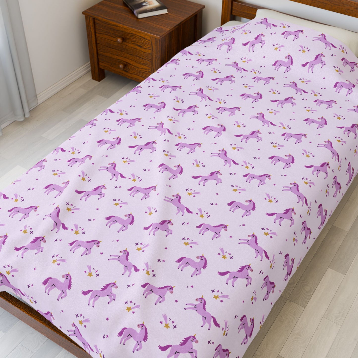 Purple Unicorn Velveteen Plush Blanket – Cozy Winter Gift
