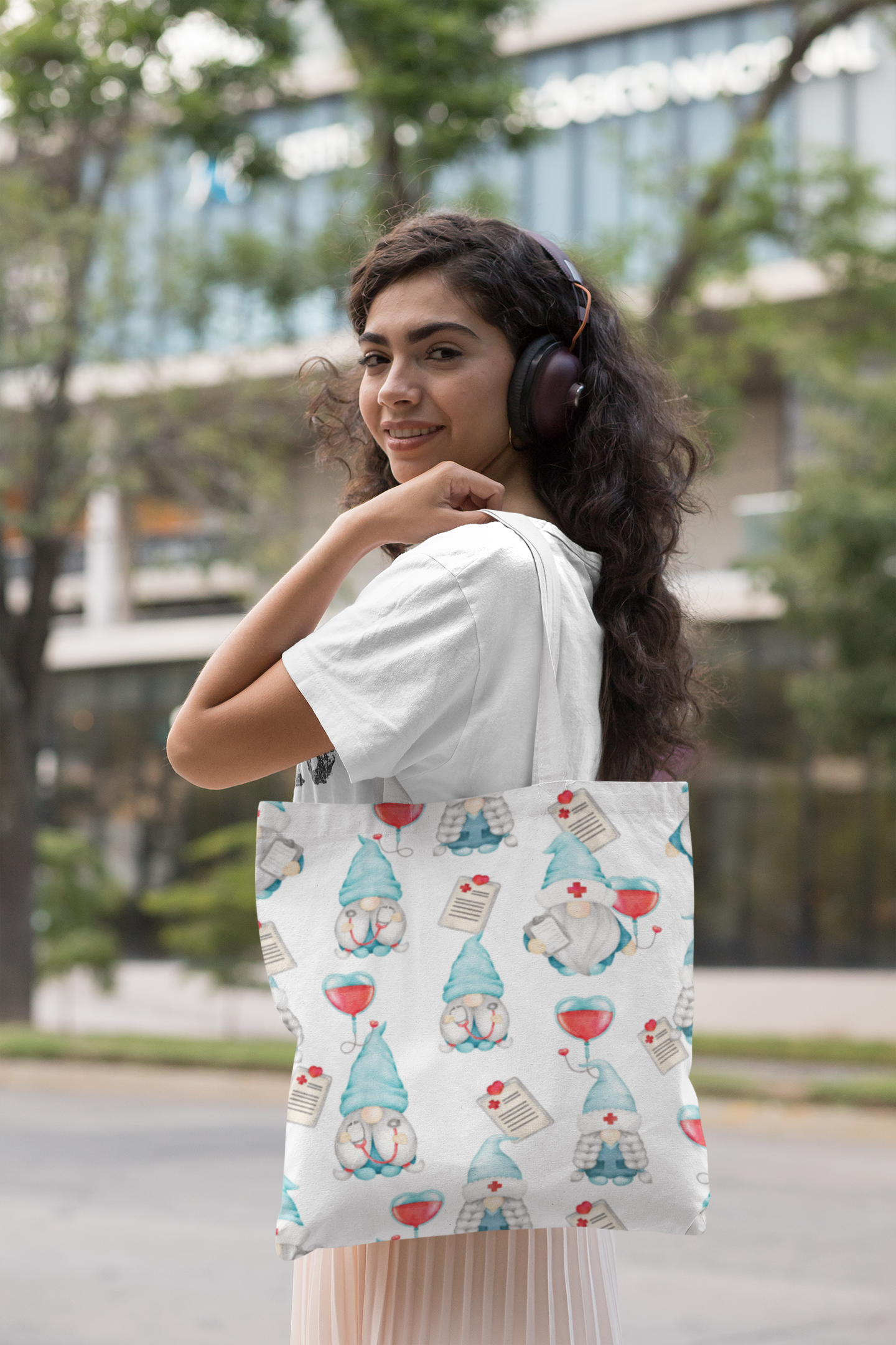 Medical Gnome Tote Bag – Cute Nurse Gift, Doctor Appreciation, Hospital Worker Tote, Healthcare Accessory