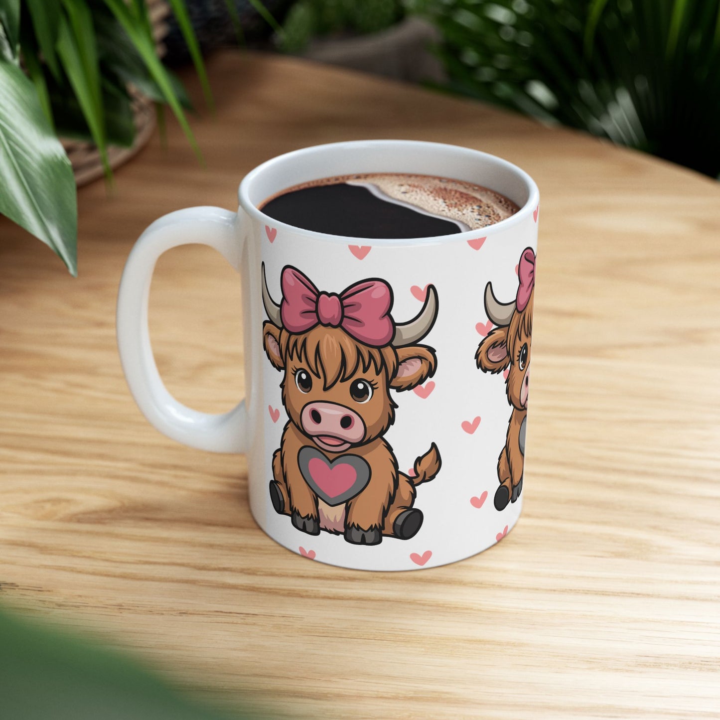 Cute Highland Cow Ceramic Mug – Adorable 11oz Coffee Cup with Hearts & Bow Design