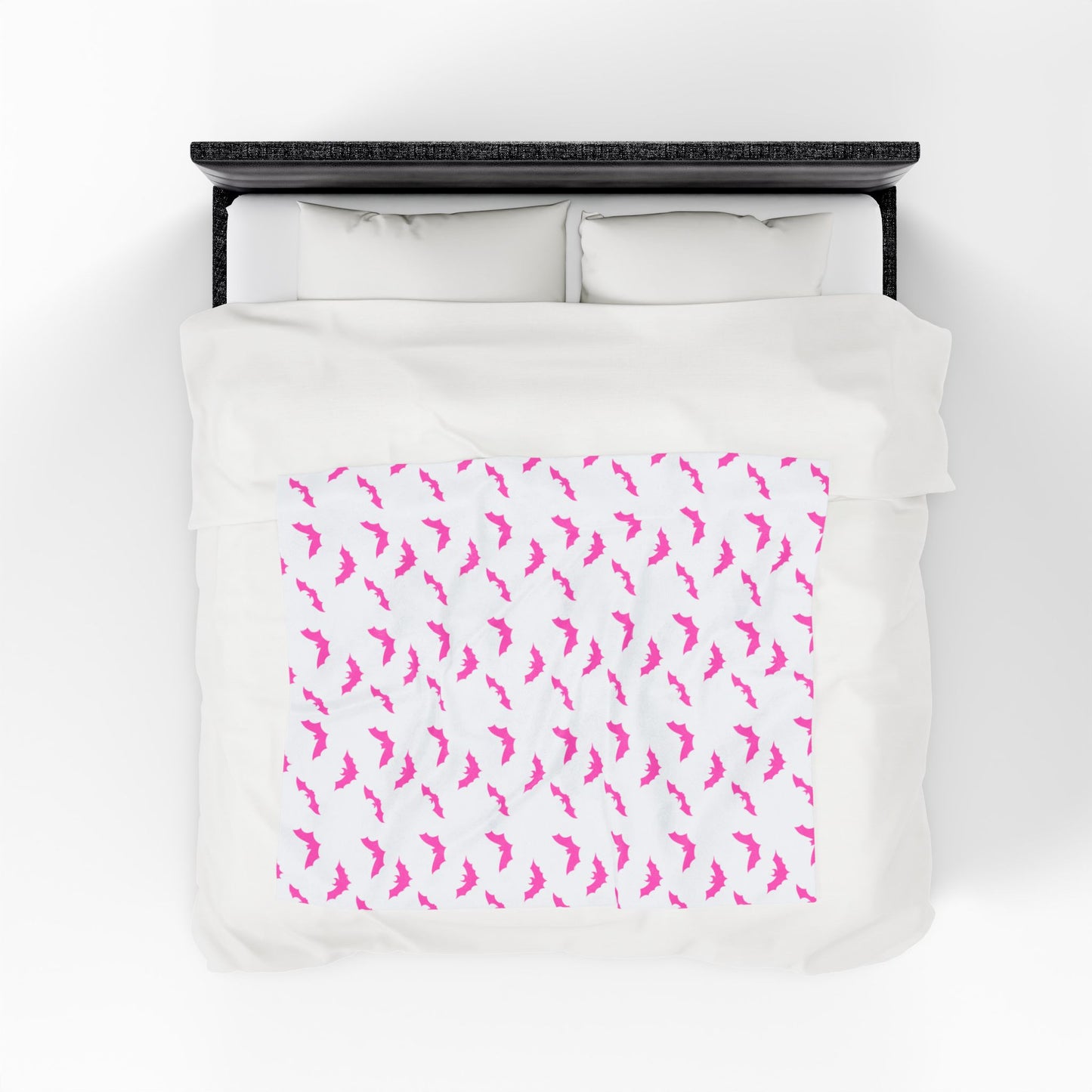 Pink Bat Blanket, White Plush Throw Blanket, Cute Halloween Blanket, Cozy Soft Bat Decor Gift